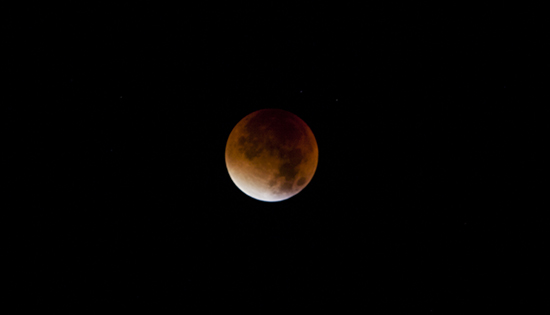 Una de las fases del eclipse luna total y de Sangre, septiembre 2015