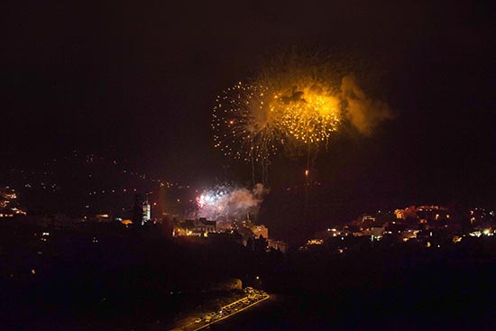 SPAIN-CROSS-DAY-FIREWORKS